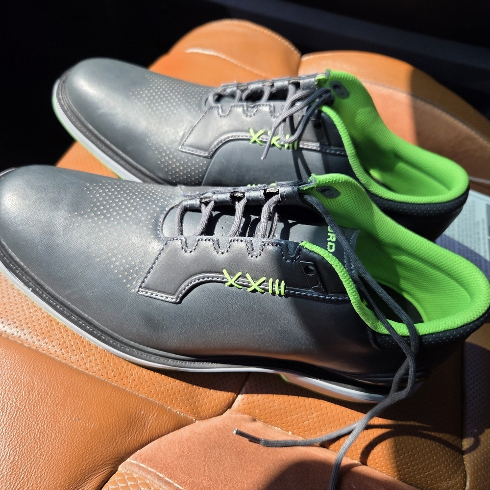 Men's Black and Green Golf Shoes